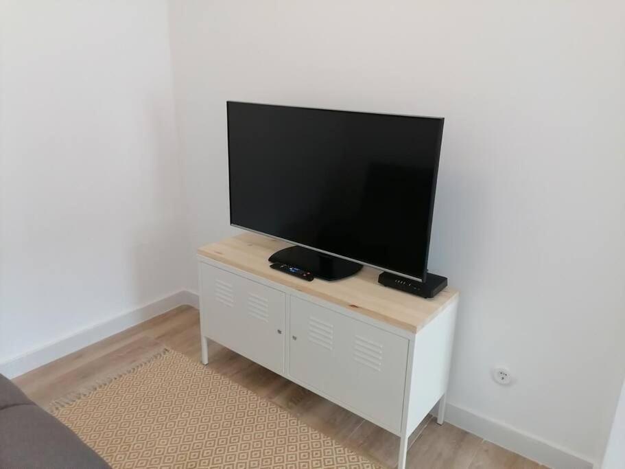 Apartamento Completamente Equipado Centro Ferrol Exterior photo